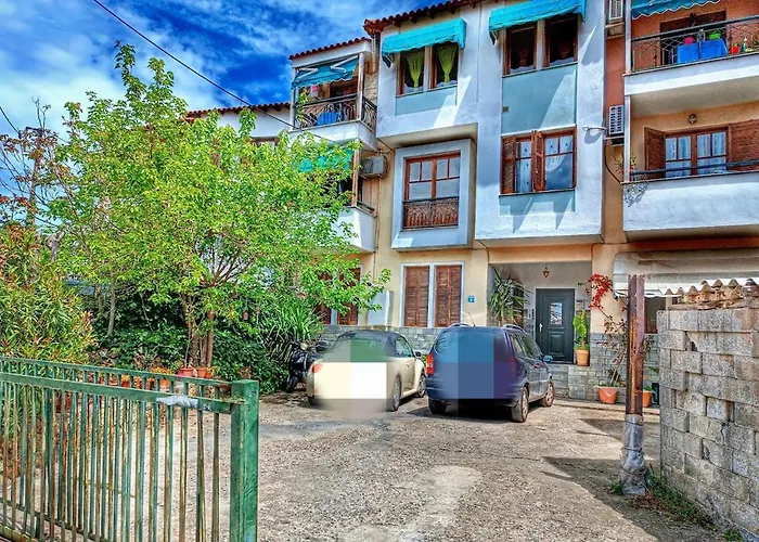 Private Parking 2συν1 συγχρονο διαμερισμα *
